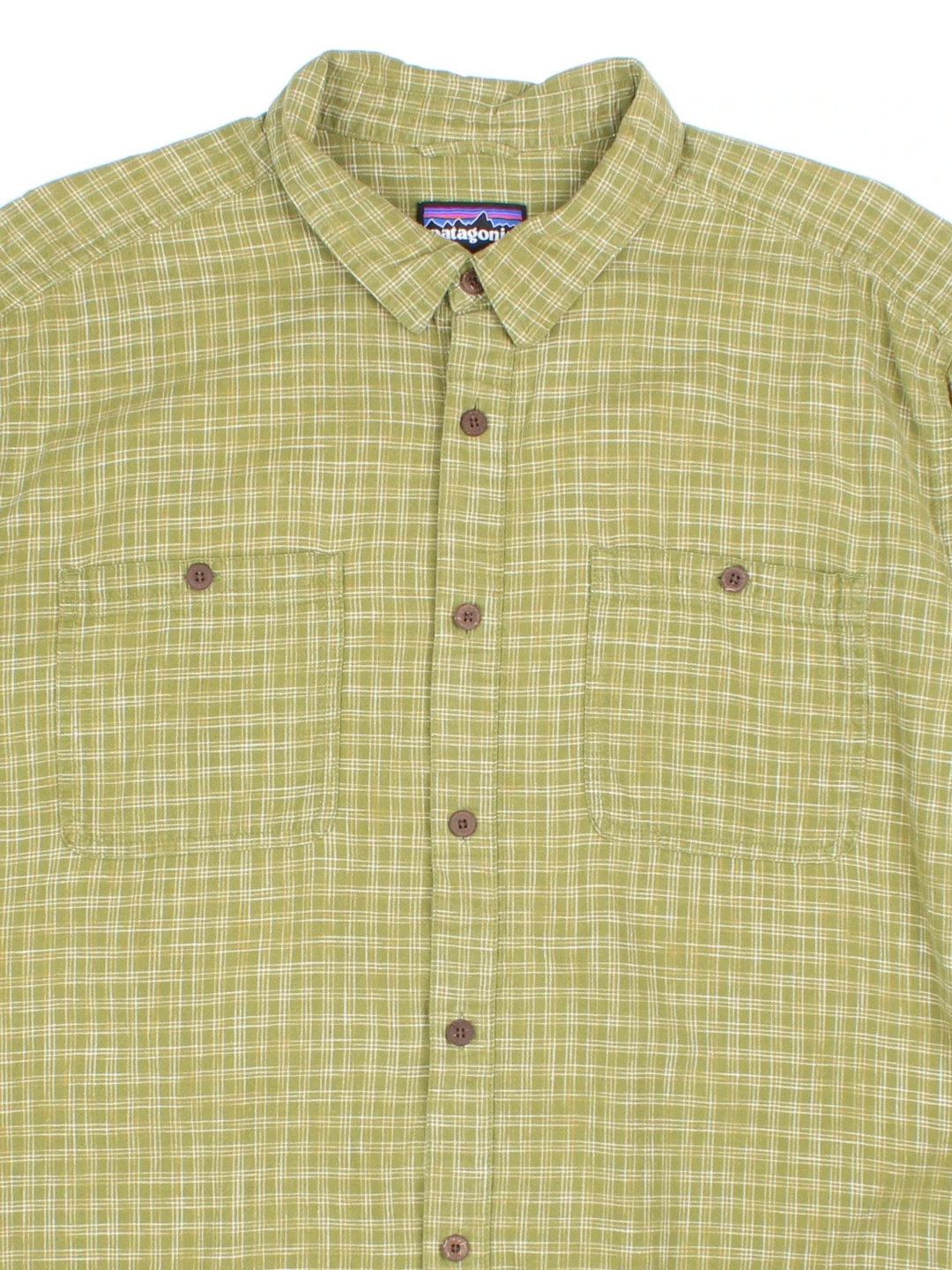 Patagonia Shirt in a green colourway, button up and has double chest pockets.