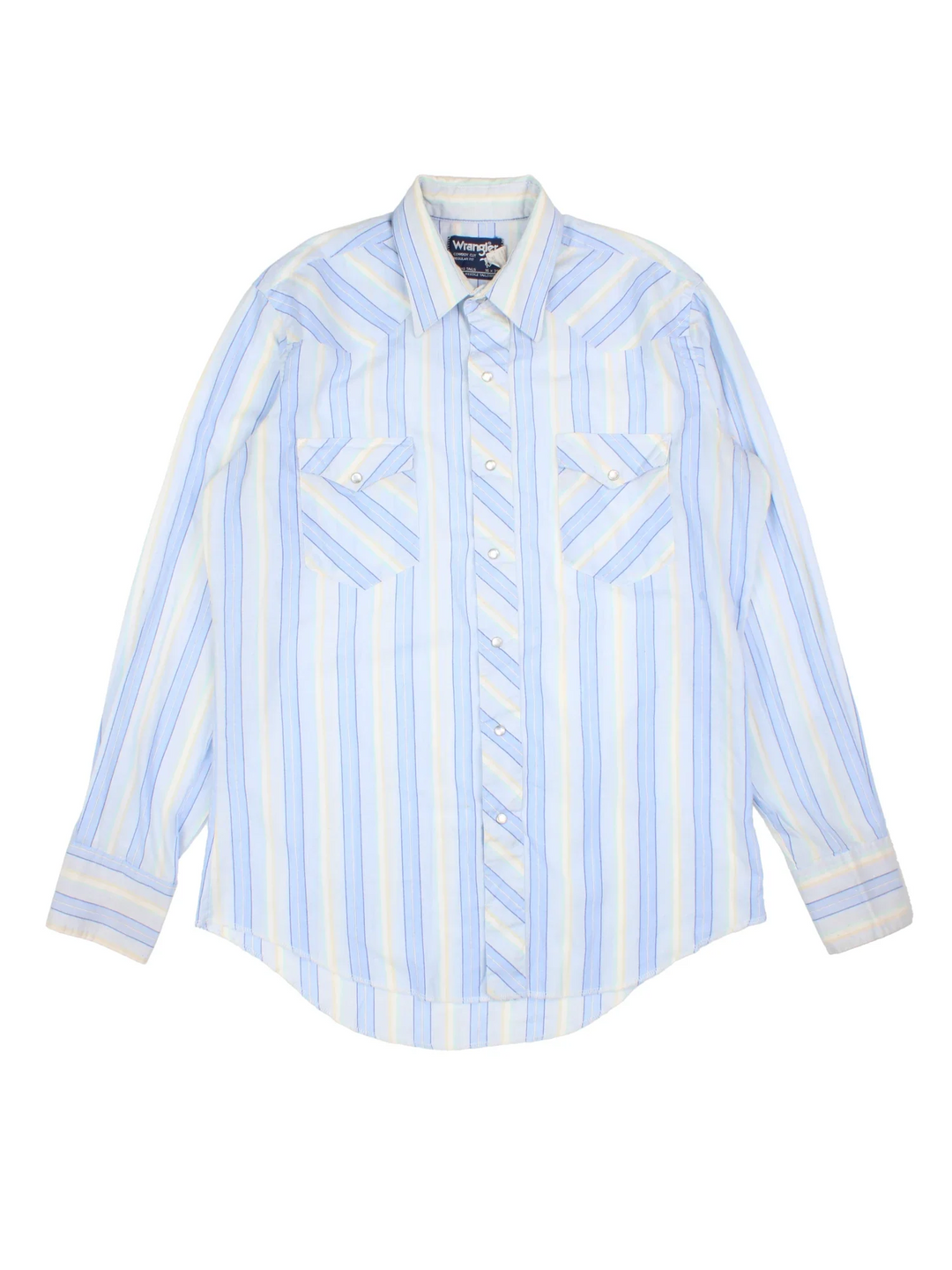 Wrangler Western Shirt in a blue and white colourway, button up and has double chest pockets.