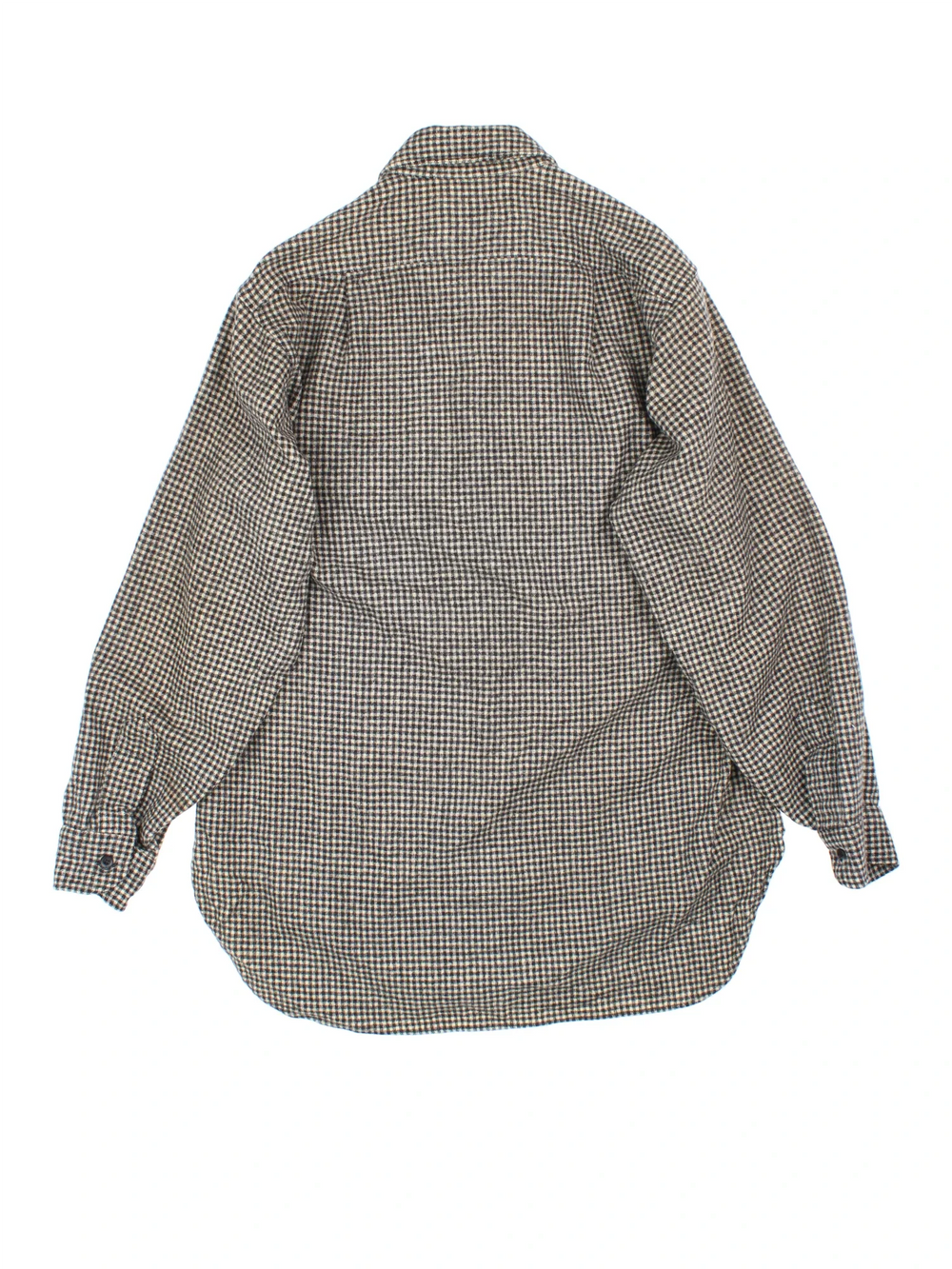 Pendleton Wool Flannel Shirt in a black and tan checked colourway, button up and has double chest pockets.