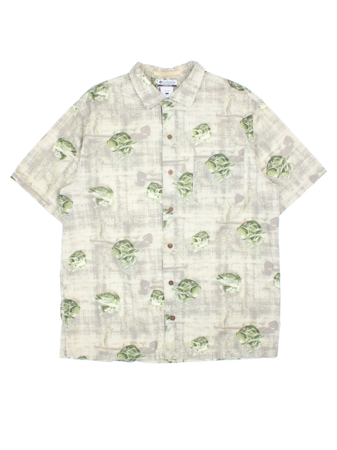 Columbia Fish Print Shirt in a green colourway. Button up with front branded pocket detail.