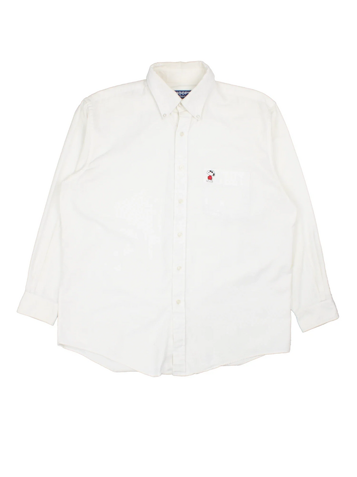 Vintage Snoopy Shirt in a white colourway. Button up with front pocket and embroidered Snoopy detail on front.