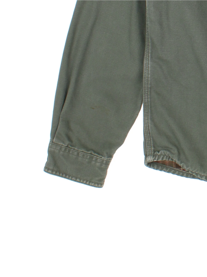 Carhartt Shirt in a green colourway, button up and has double chest pockets.