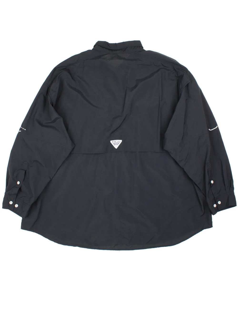 Columbia PFG Shirt in a black colourway, button up and has multiple pockets with the logo embroidered on the front.