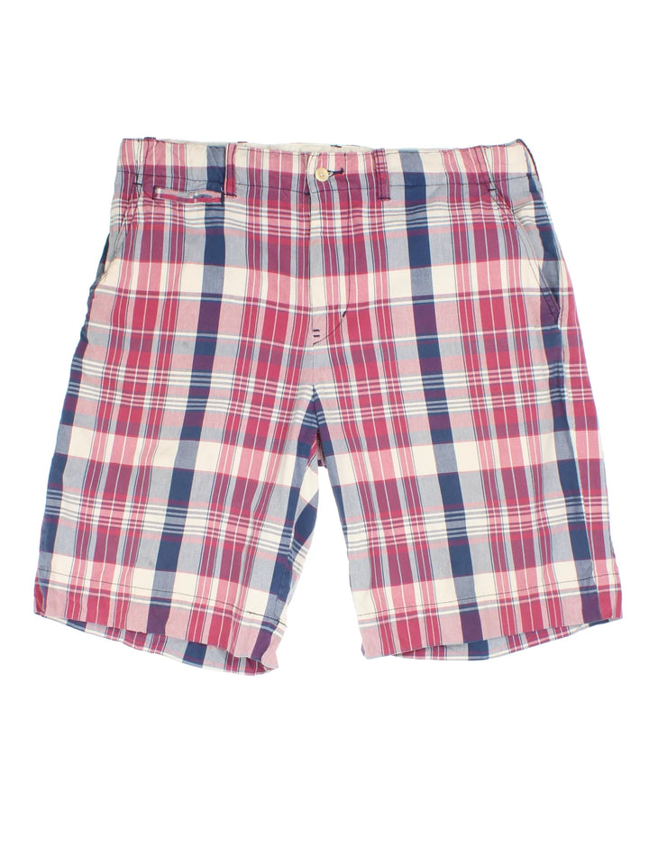 Vintage Ralph Lauren Shorts in red/blue checked colourway. Zip button fastening, multiple pockets and internal drawstring.