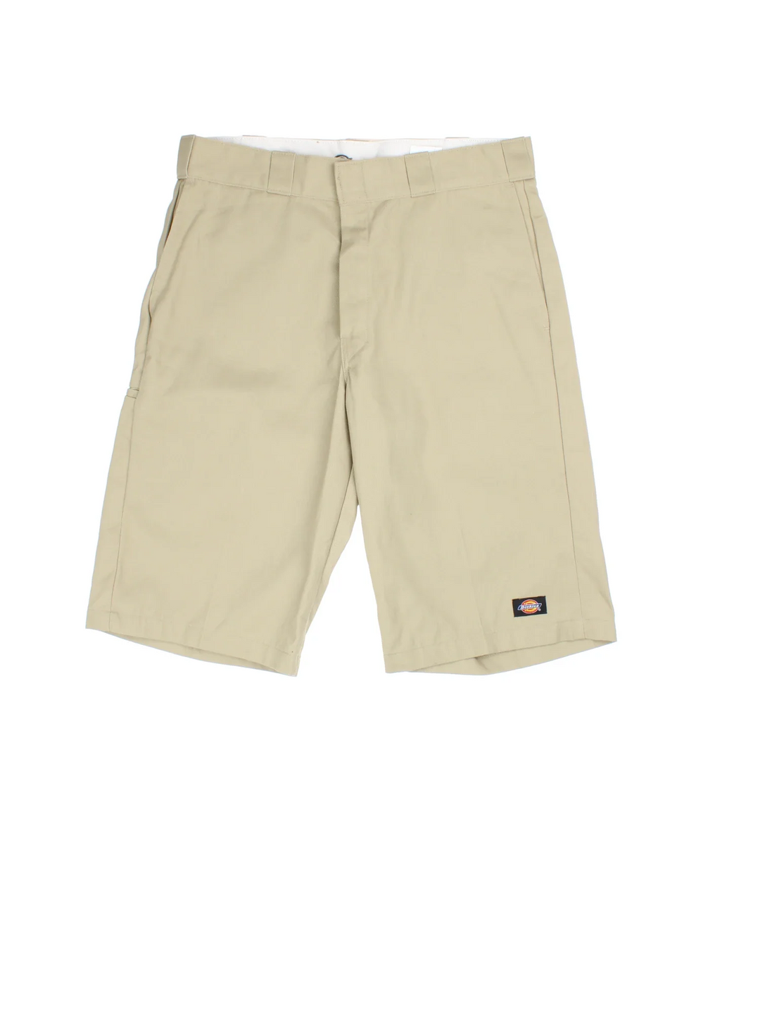 Vintage Dickies shorts in tan colourway with multiple pockets and the logo embroidered on the front/side pocket.