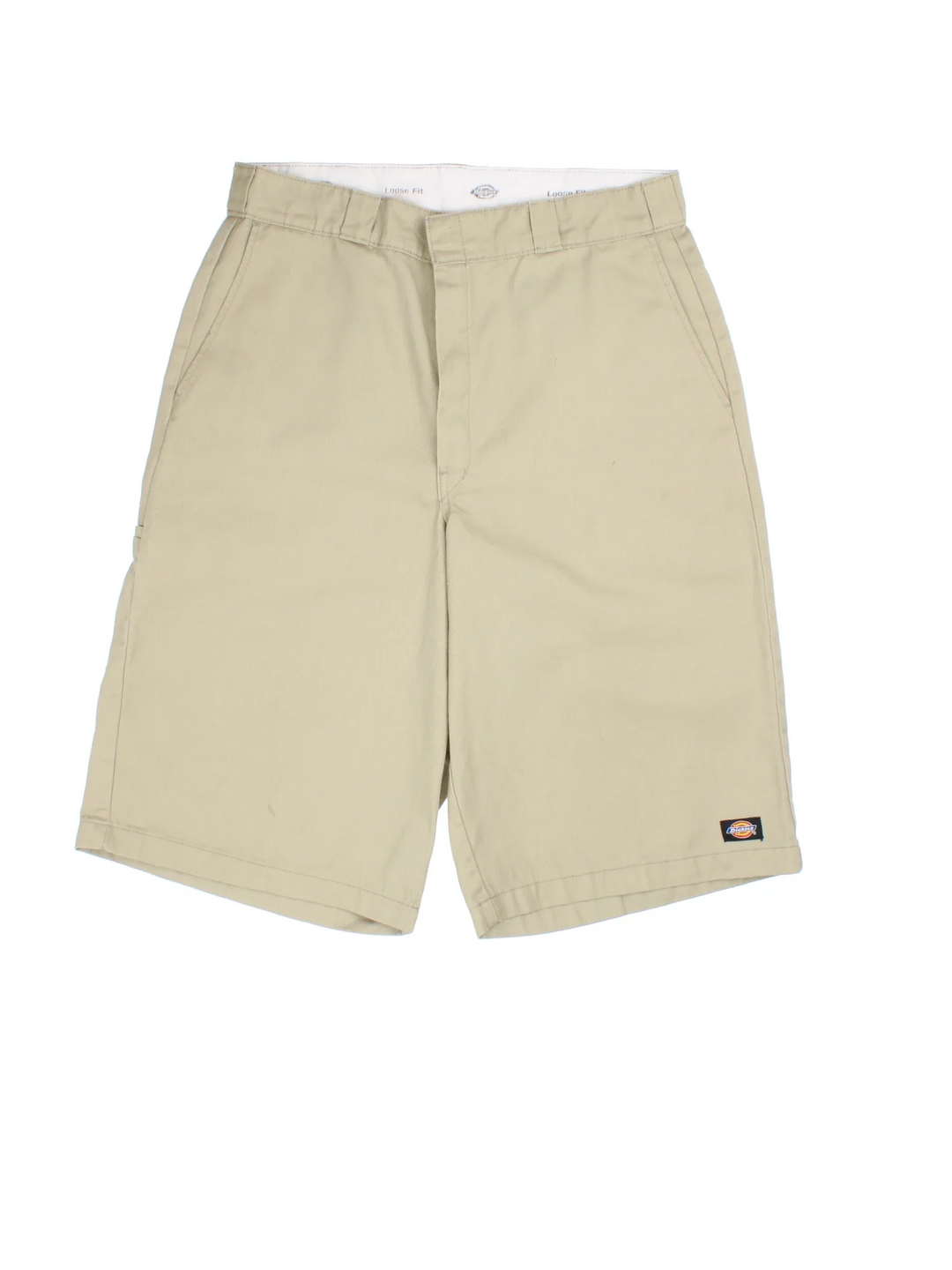 Vintage Dickies shorts in tan colourway with multiple pockets and the logo embroidered on the front/side pocket.