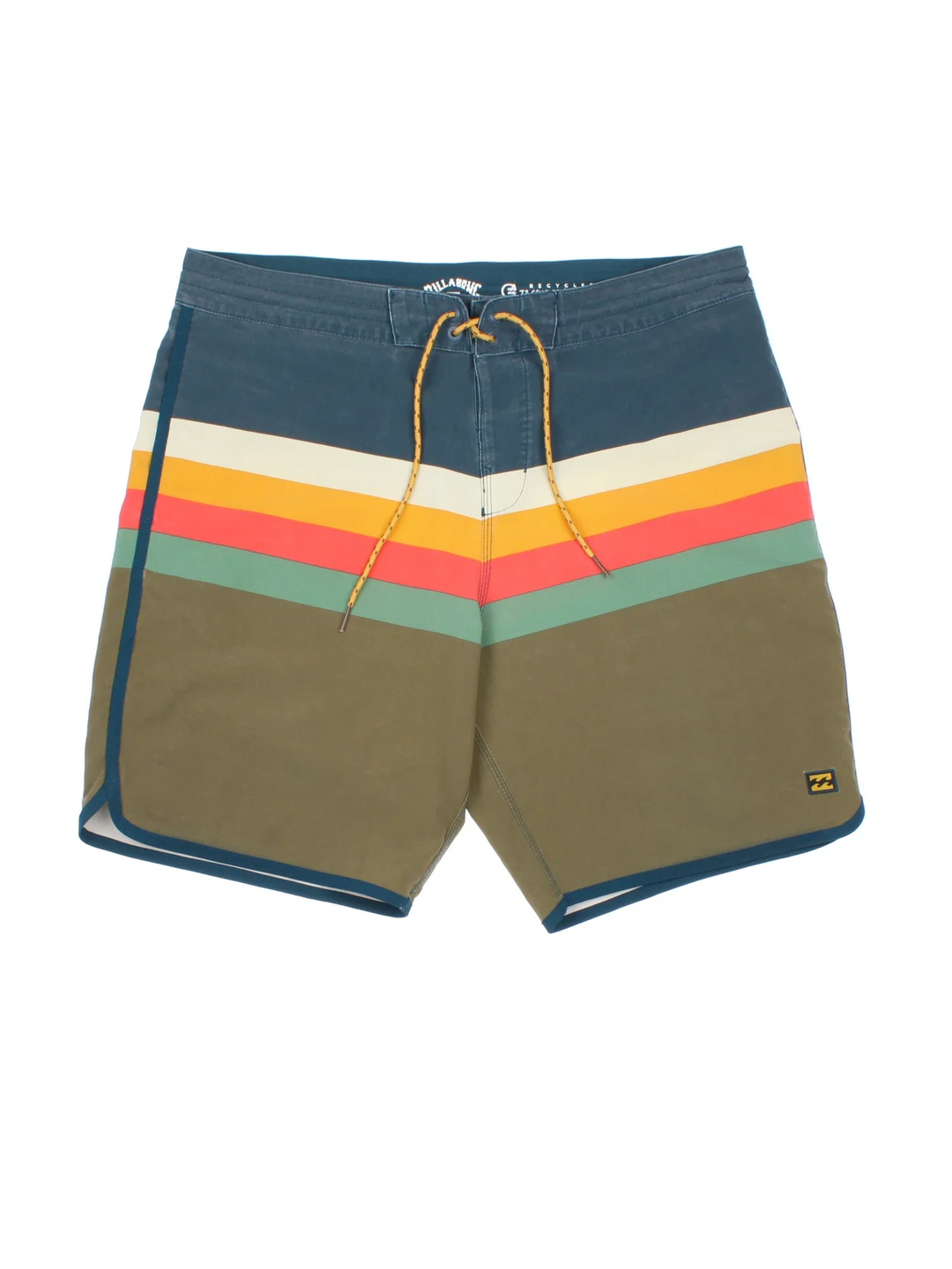 Vintage Billabong Board Shorts in multicoloured colourway with drawstring fastening, multiple pockets and the logo embroidered on the front/back.