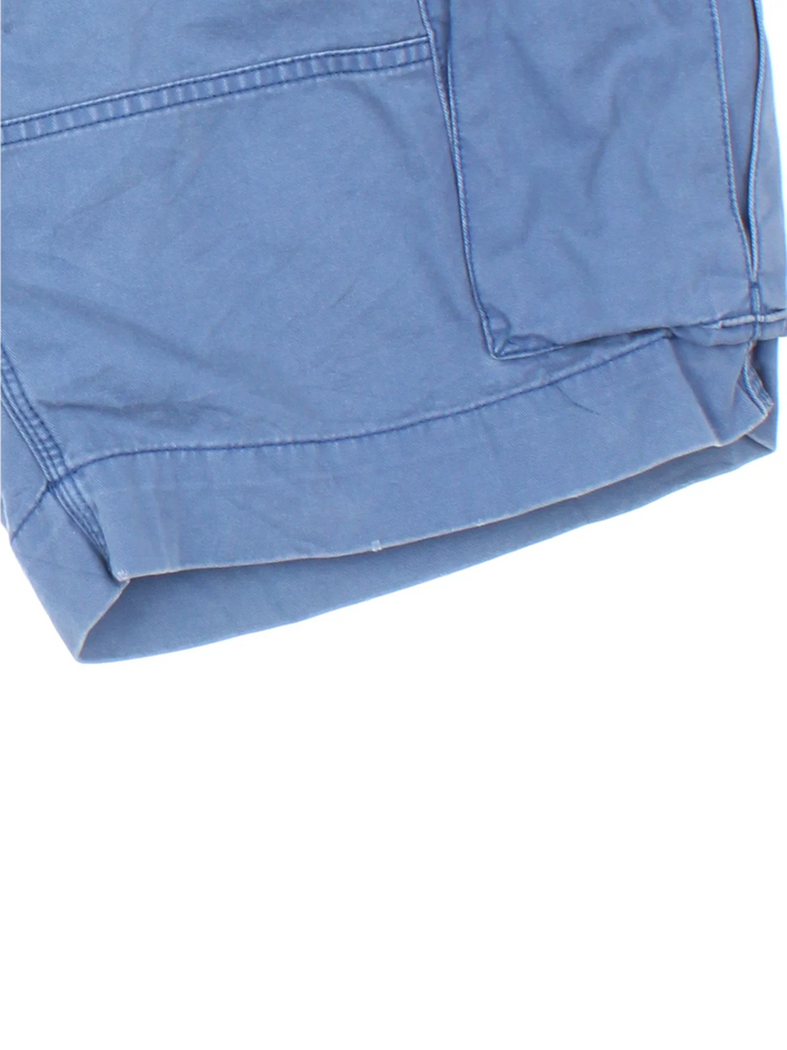 Vintage Ralph Lauren Shorts in blue colourway with multiple pockets and the logo embroidered on the back.
