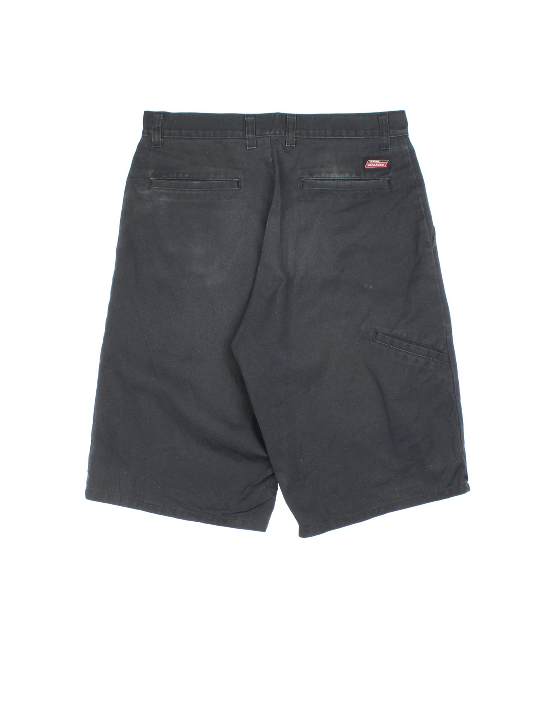 Vintage Dickies Shorts in black colourway with multiple pockets and the logo embroidered on the front/back.