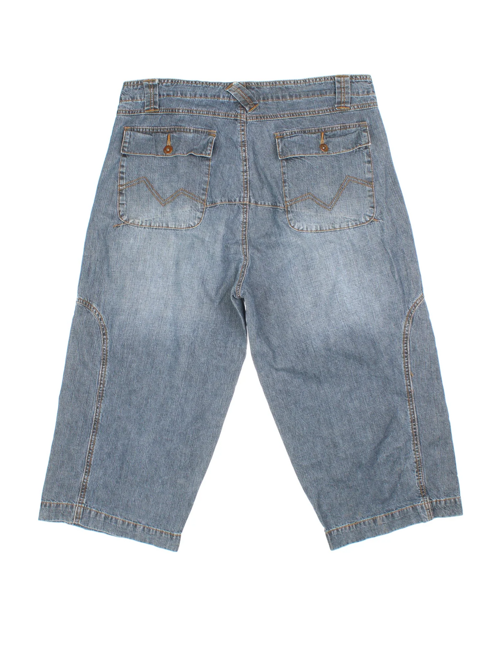 Vintage Y2K Denim Jorts in blue colourway. Zip fly fastening with multiple pockets and contrast stitching.