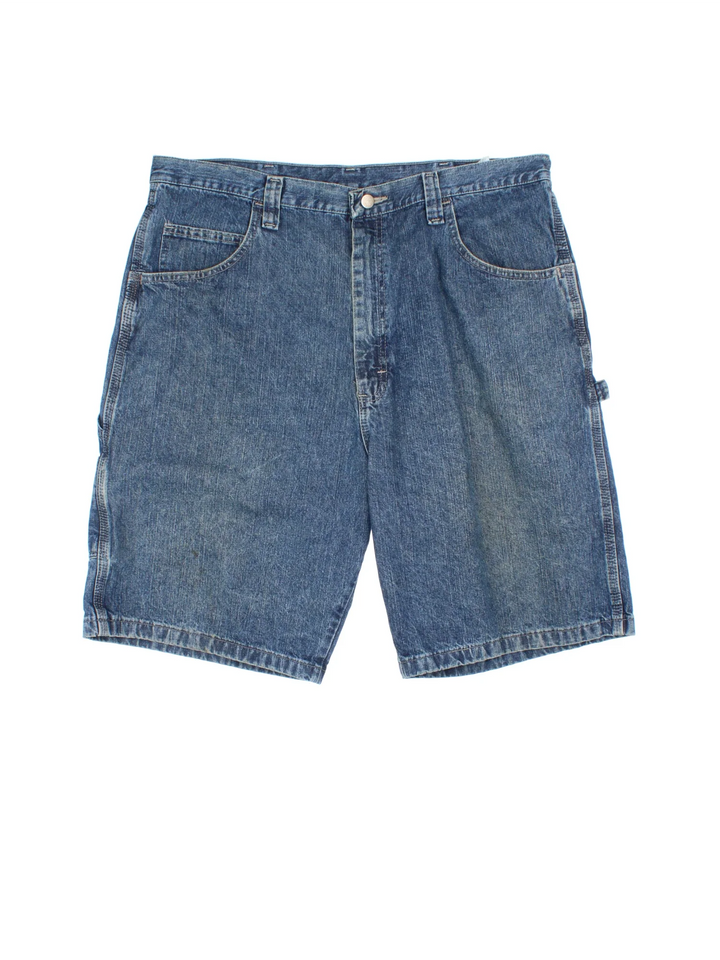 Vintage Wrangler Denim Shorts in blue colourway with zip fly fastening, multiple pockets and embroidered logo on back pocket.