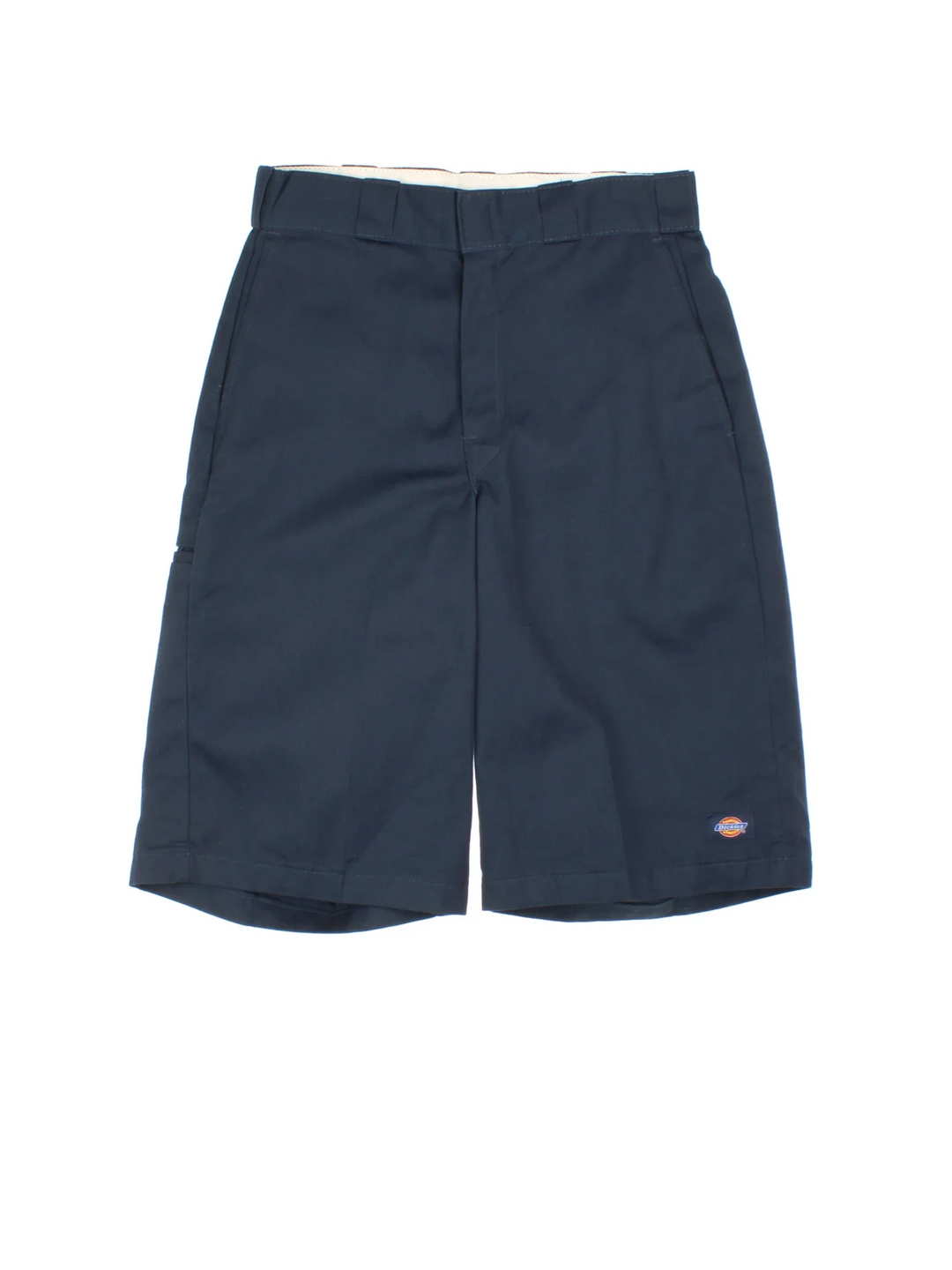 Dickies Shorts in a navy blue colourway with multiple pockets and the logo embroidered on the front and back.