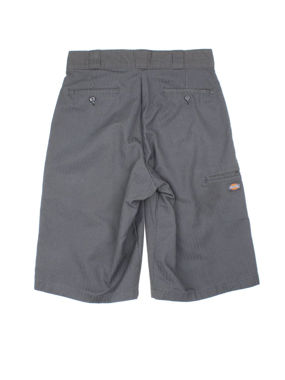 Dickies Shorts in grey colourway with light striped detailing. Zip fly fastening, multiple pockets and branding embroidered on front/back.