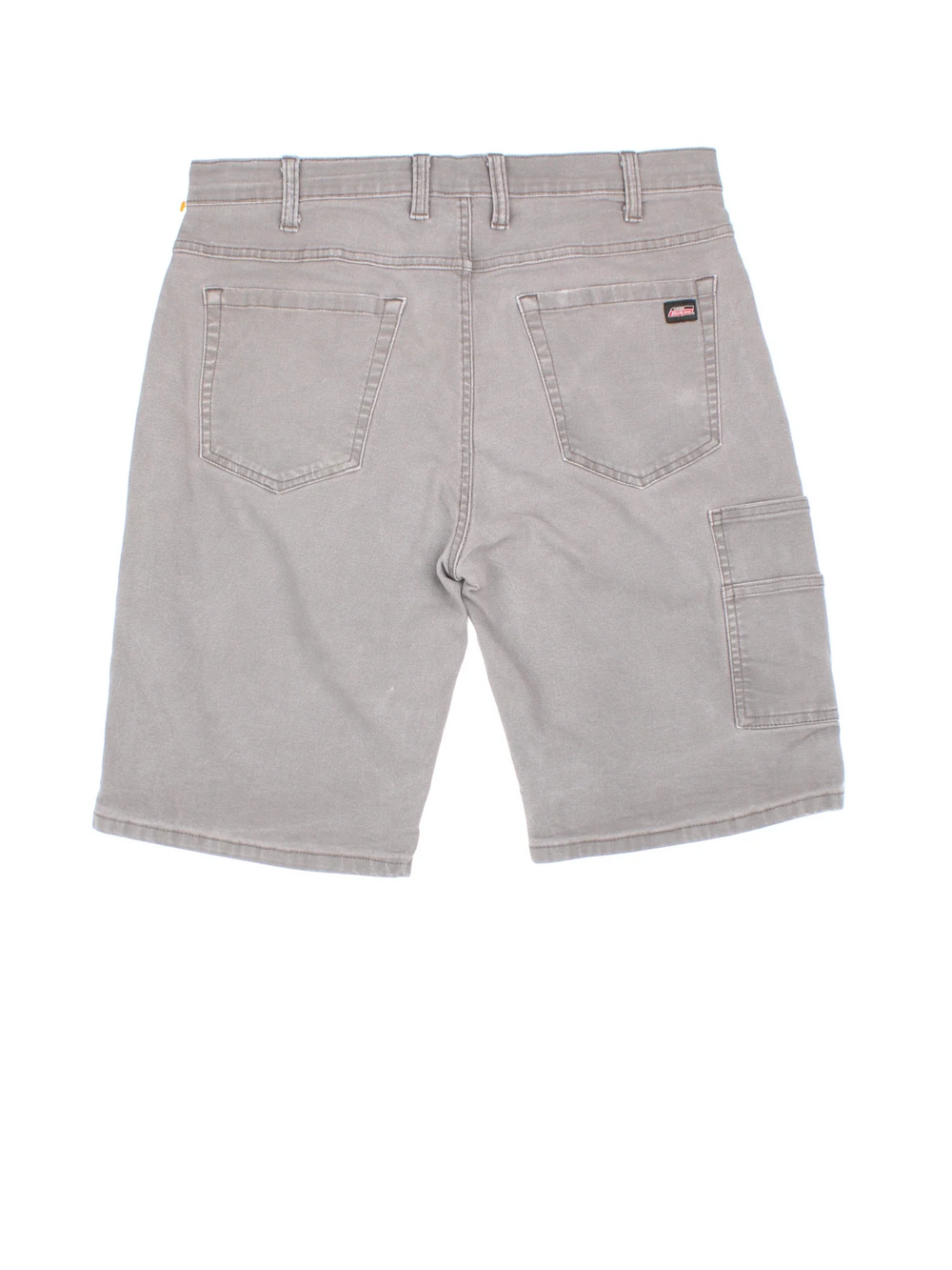 Dickies Shorts in grey colourway. Zip fly fastening, multiple pockets and branding embroidered on back.