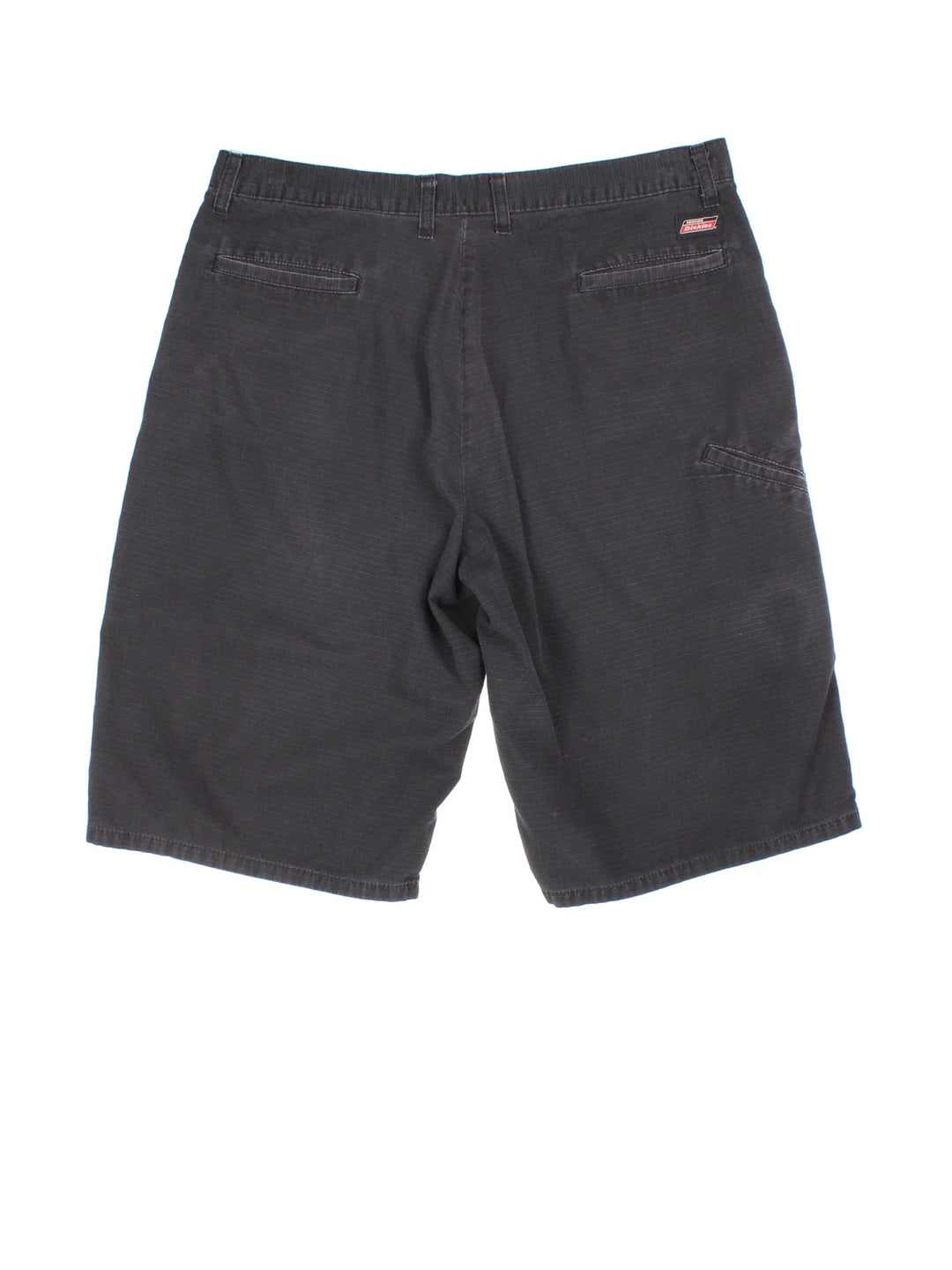 Vintage Dickies shorts in black colourway with multiple pockets and the logo embroidered on the back.