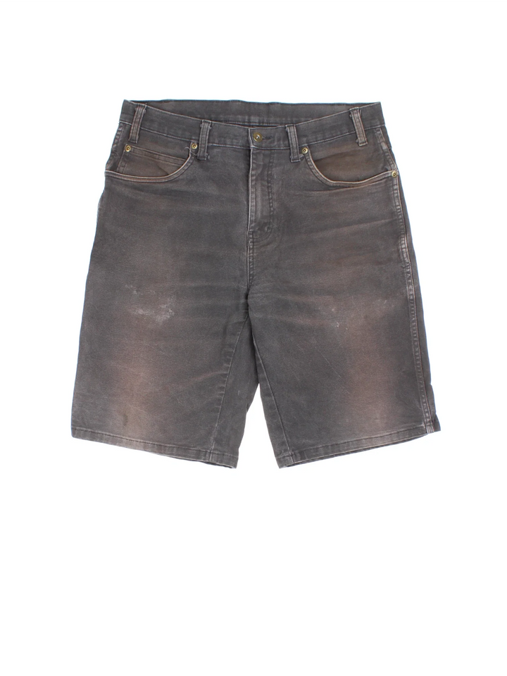 Vintage Dickies shorts in black colourway with multiple pockets and the logo embroidered on the back.