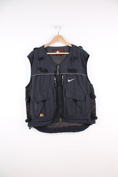 Vintage Nike ACG Hydration vest. Features embroidered logo.
