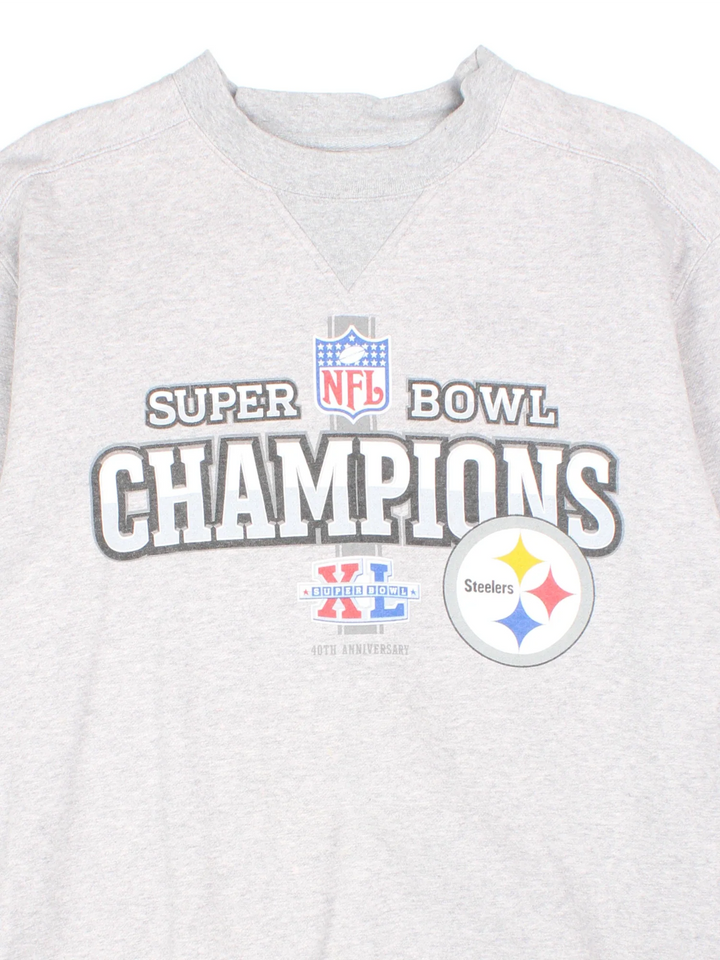 Pittsburgh Steelers NFL Superbowl Champions Sweatshirt in a grey colourway with the logo and graphic printed on front.