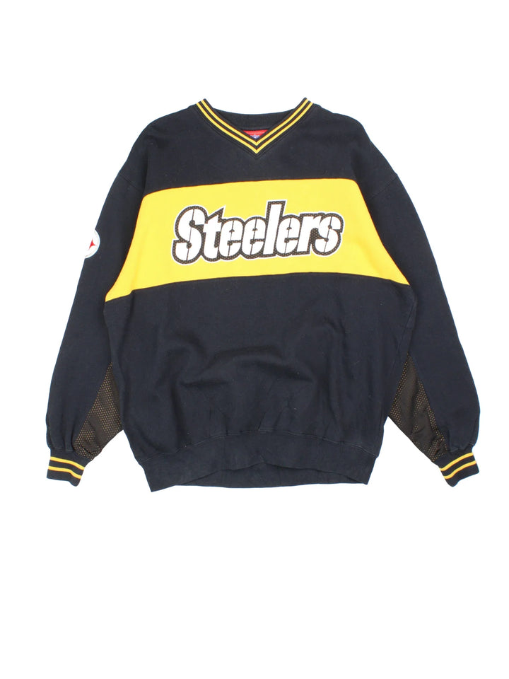 NFL Pittsburgh Steelers Sweatshirt in a black colourway with classic yellow panelling across the front and yellow detailing around the collar and sleeves. Large text logo across the front.