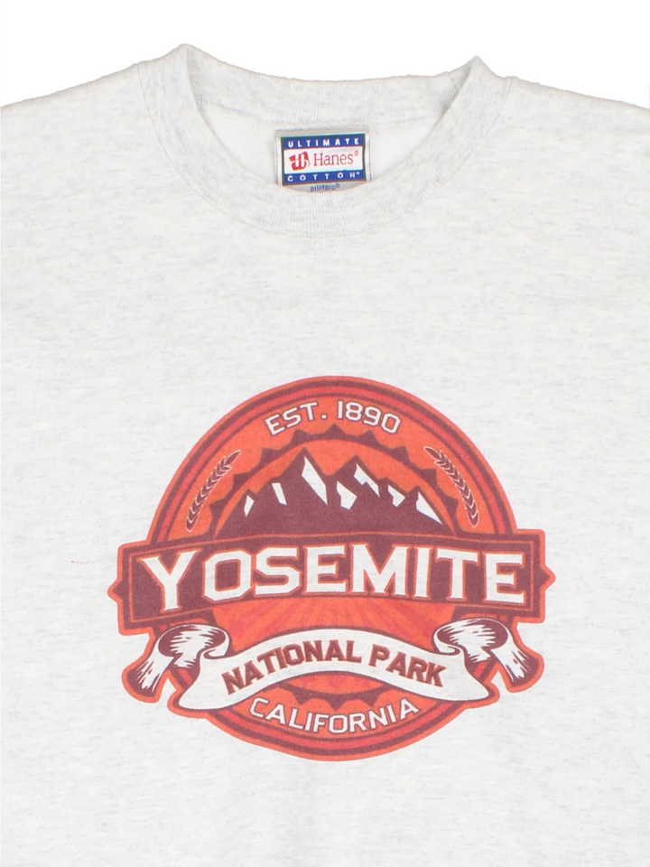 Vintage Yosemite California National Park Graphic Sweatshirt in a grey colourway, with graphic logo printed on the front.