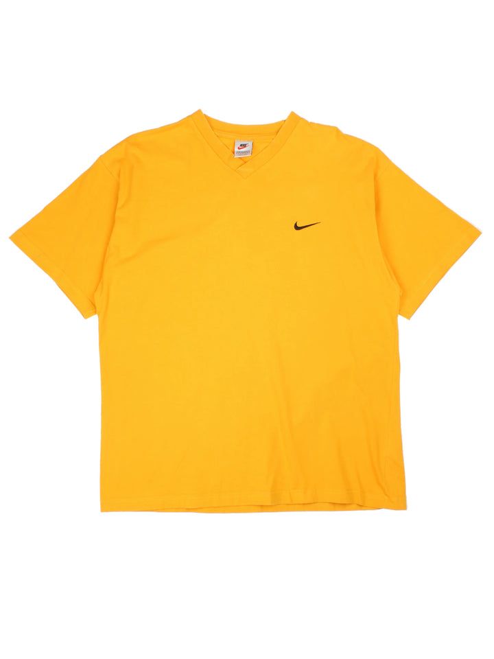 90's Nike Swoosh T-Shirt (Size L)