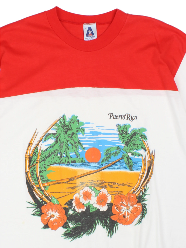 Vintage 90's Puerto Rico Graphic Single Stitch T-Shirt in a white and red colourway with a beach graphic printed on the front.