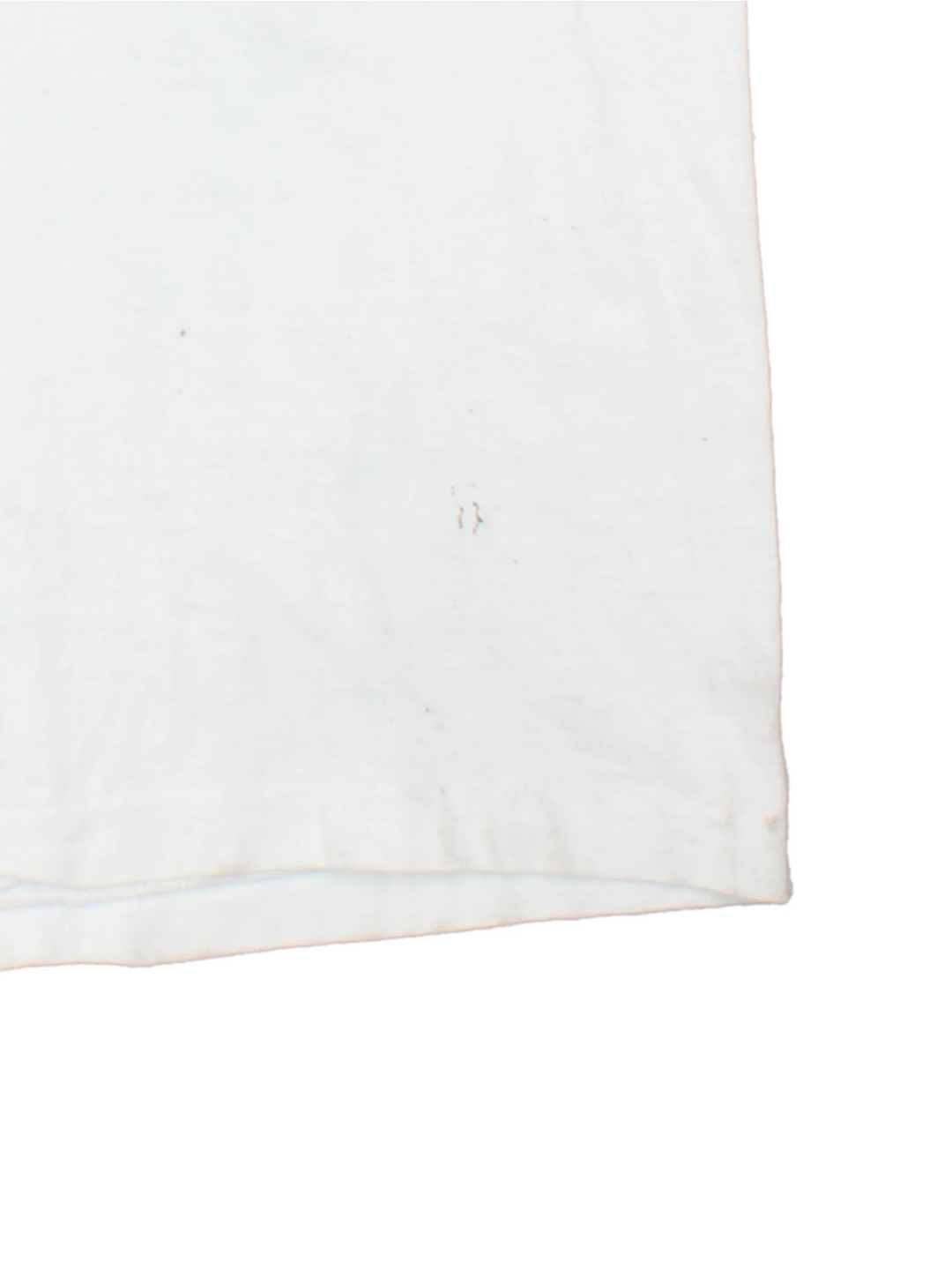 Vintage 1990 Rickie Lee Jones Flying Cowboys Tour T-Shirt in a white colourway, single stitch, and has large art graphic and spell out printed on the front, and on the back has the tour dates and spell out.