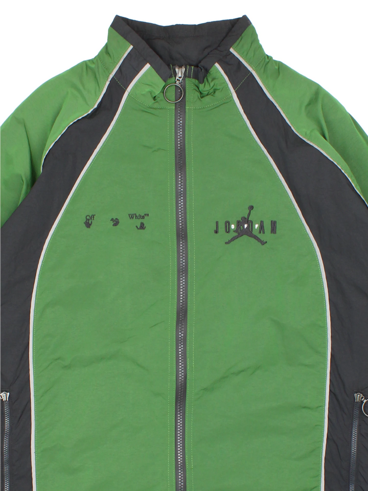 Vintage Off White x Jordan Tracksuit tops in a green and black colourway. Double zips up and has side pocket, and both logos embroidered on the front.