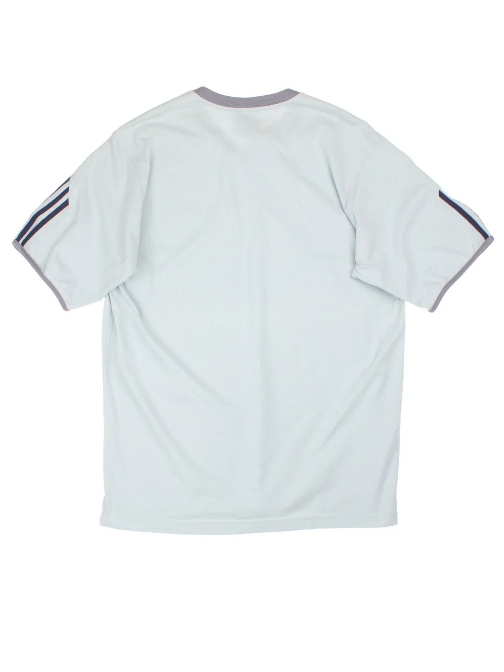 Adidas T-Shirt in a blue colourway and has a v neck collar with the logo embroidered on the front.