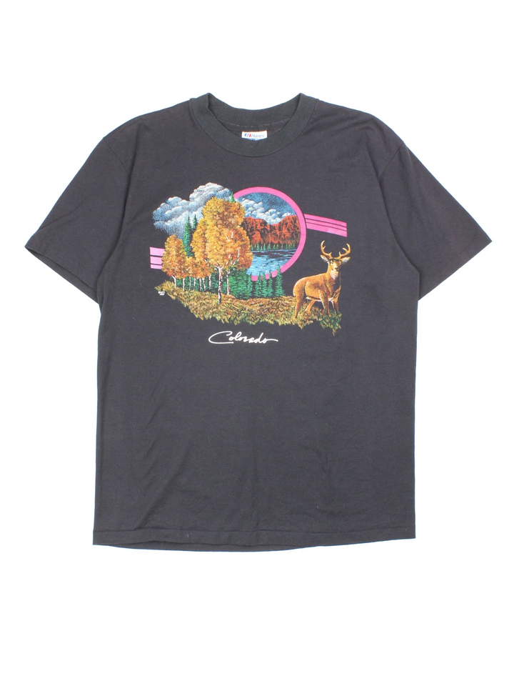 Vintage 1984 Great Smoky Mountains Canada Graphic Single Stitch T-Shirt in a black colourway with deer and mountain graphic printed on the front.