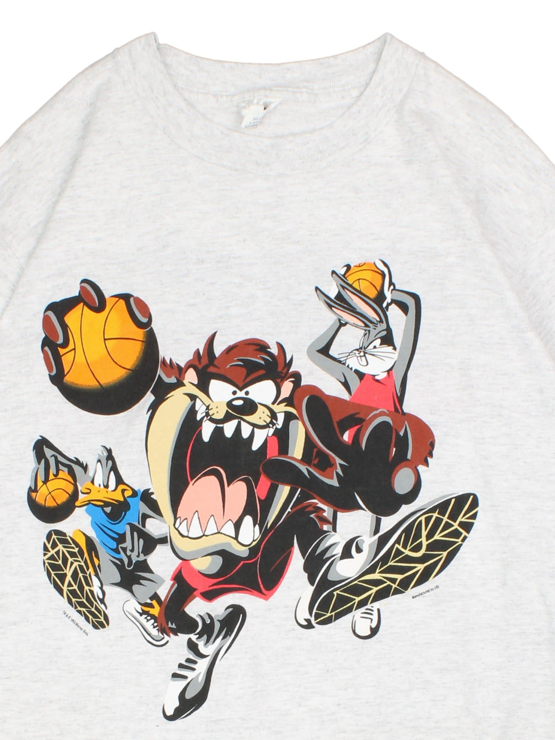 Vintage 1995 Looney Tunes Basketball 'No Whiners Allowed' Graphic Single Stitch T-Shirt in a grey colourway with cartoon characters printed on the front and spell out on the back.