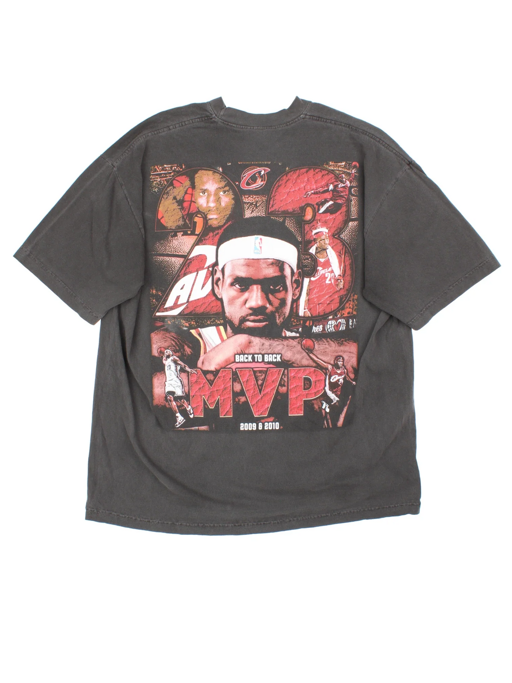 2009-10 NBA Cleveland Cavaliers Lebron James MVP T-Shirt in a black colourway with large graphic on the front and back.