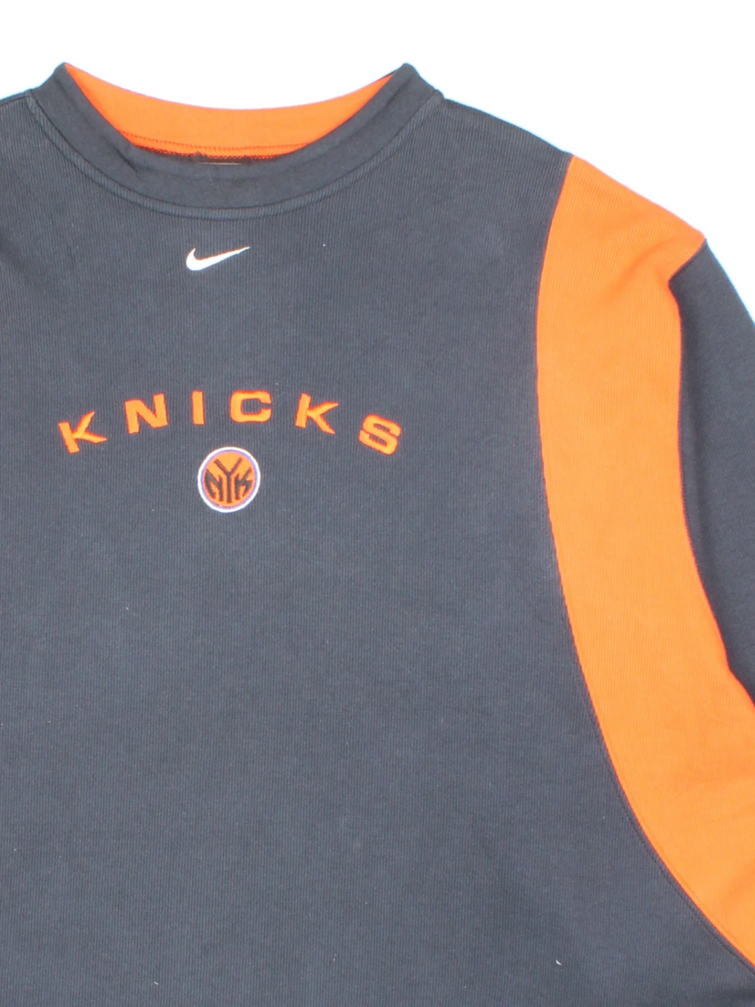 Nike New York Knicks Long Sleeve T-Shirt