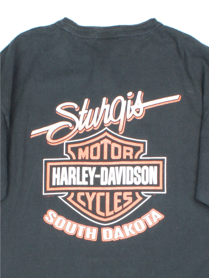 Vintage Harley-Davidson South Dakota T-Shirt in a black colourway with x3 button fastening and printed branding on front/back.