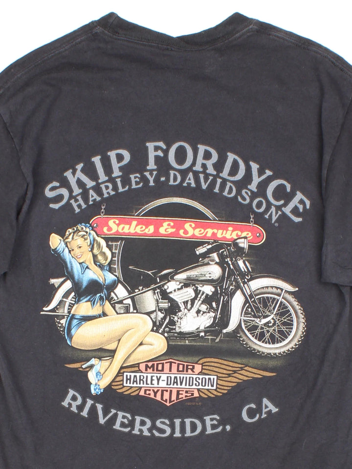 Vintage Harley-Davidson Riverside CA T-Shirt in a black colourway with branding printed on front and back.