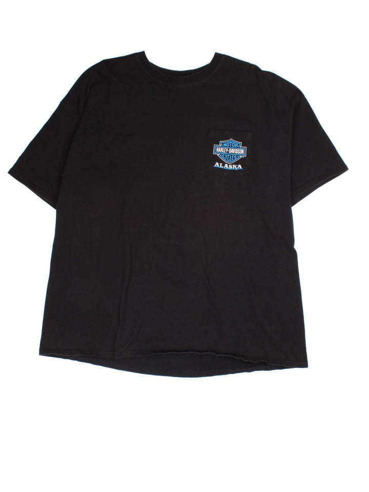 Vintage Harley-Davidson T-Shirt in a black colourway with the logo printed on the front chest pocket and back.