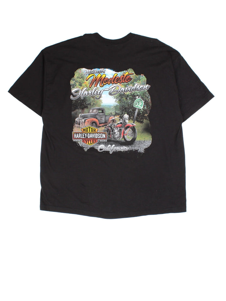 Vintage Harley-Davidson T-Shirt in a black colourway with the logo on front and back.