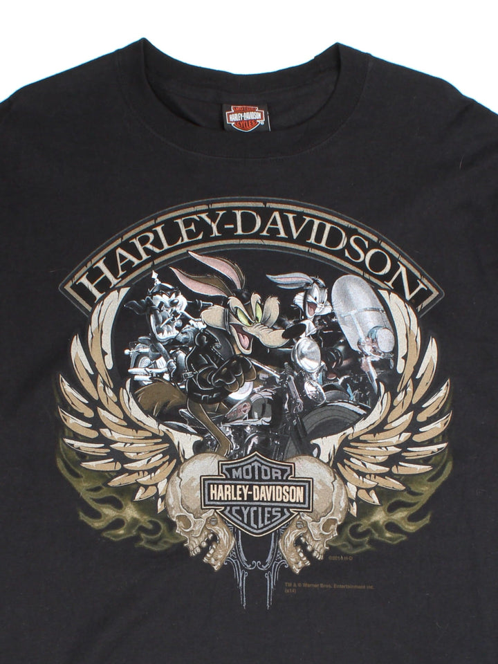 Vintage Harley-Davidson Looney Tunes T-Shirt in a black colourway with the logo and cartoon characters printed on the front and back.