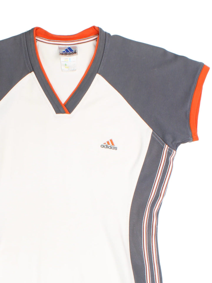 Adidas Y2K Dress in a white/grey colourway. V neck and embroided branding on front.