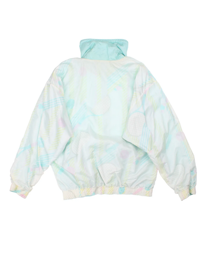 Vintage Ellesse Reversible Shell Jacket in either a blue or white patterned colourway. Zip up closure and has side pockets, and the logo embroidered on the front.