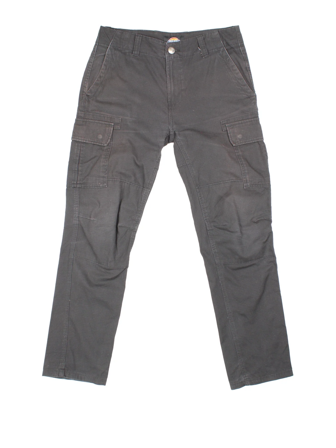 Dickies Cargo Trousers in black colourway with zip fly fastening and the logo embroidered on side pockets.