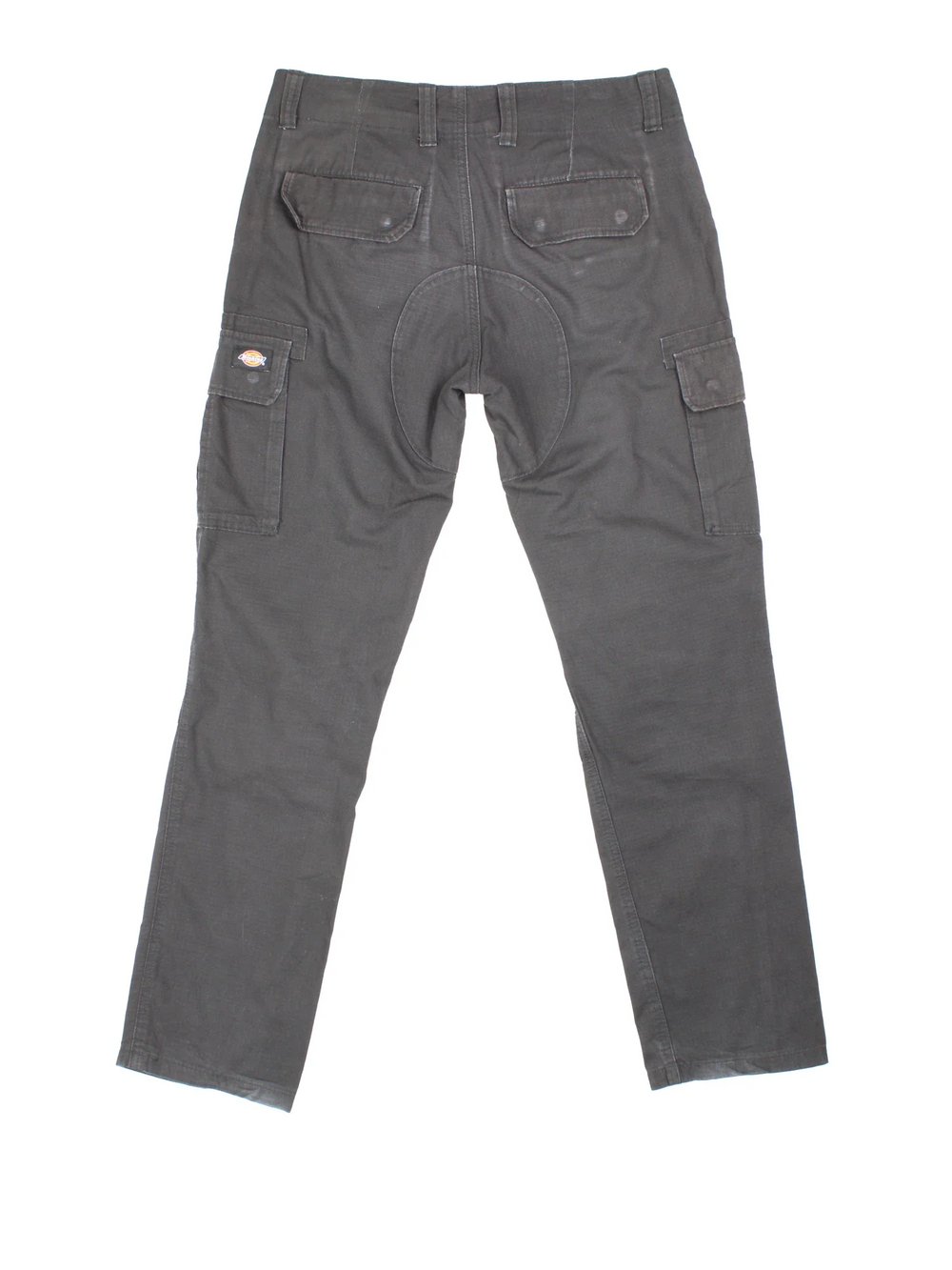 Dickies Cargo Trousers in black colourway with zip fly fastening and the logo embroidered on side pockets.