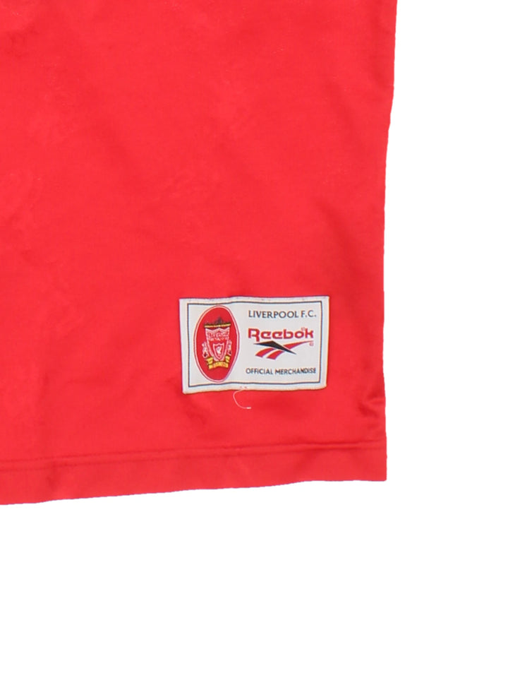 McManaman Liverpool 1996-1998 home Reebok football top. Features embroidered logo.