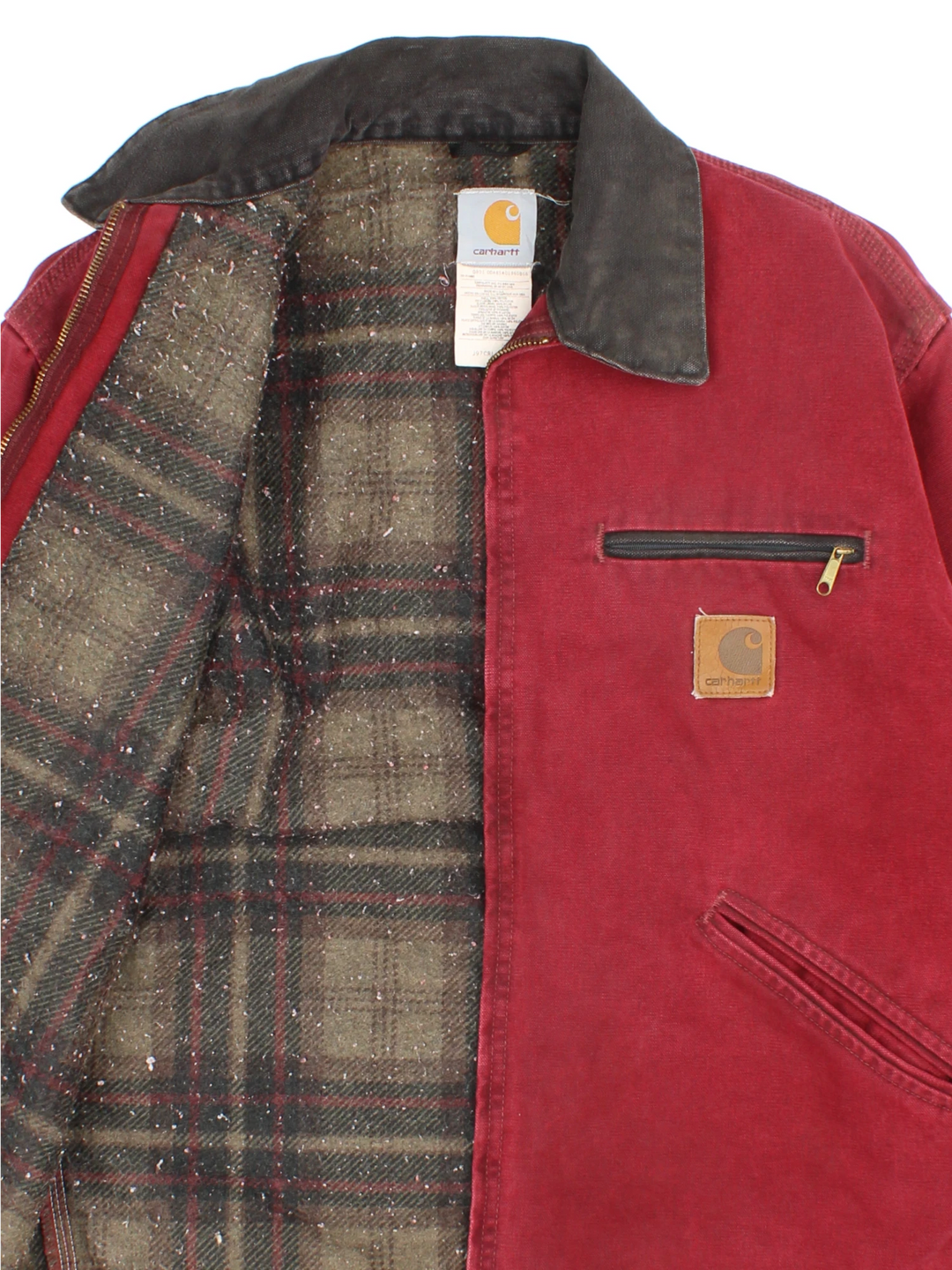 Carhartt J97 CRI Detroit Jacket an extremely rare crimson red colourway, produced for only a short time period for this is jacket is like no other, zip up with multiple pockets, blanket lining, and has the logo embroidered on the front. 