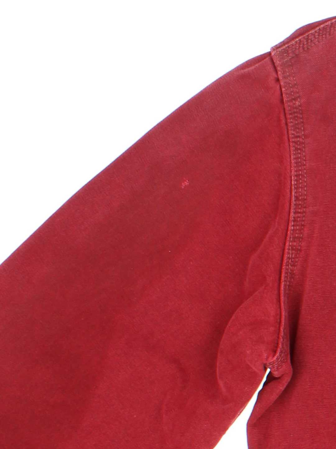Carhartt J97 CRI Detroit Jacket an extremely rare crimson red colourway, produced for only a short time period for this is jacket is like no other, zip up with multiple pockets, blanket lining, and has the logo embroidered on the front. 