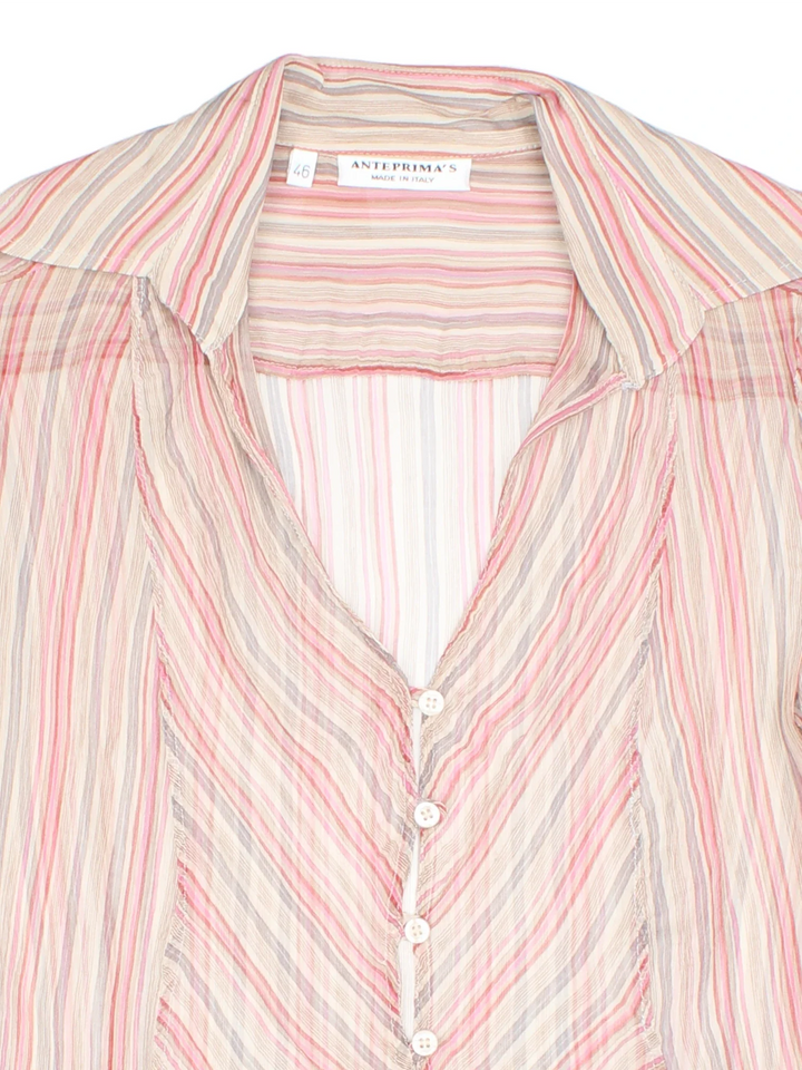 Vintage Y2K Stripe Shirt in a pink/cream colourway, button up with V neckline and gather detaling on sleeves.