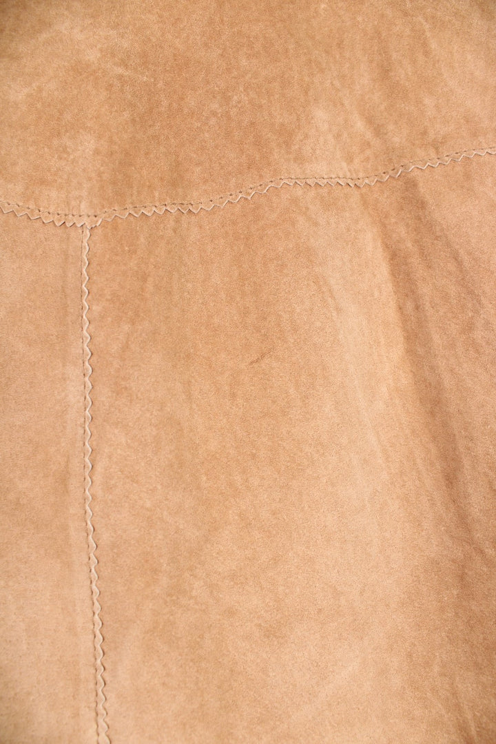 Wallis Y2K real suede jacket with button closure and leaf cutout designs. 100% leather outer. 