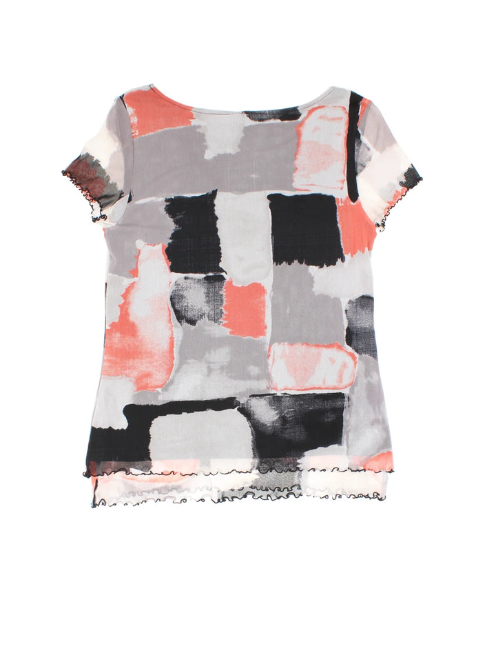 Y2K Abstract Print Top in a black/grey colourway. V neckline, frill hem and all over abstract pattern.