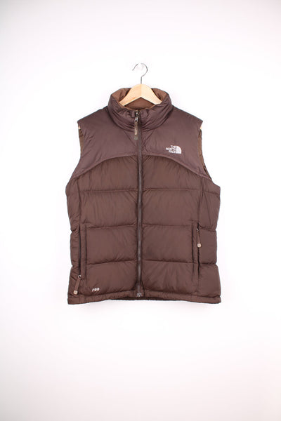 The North Face 700 brown gilet. Features embroidered logo on the front and back. 