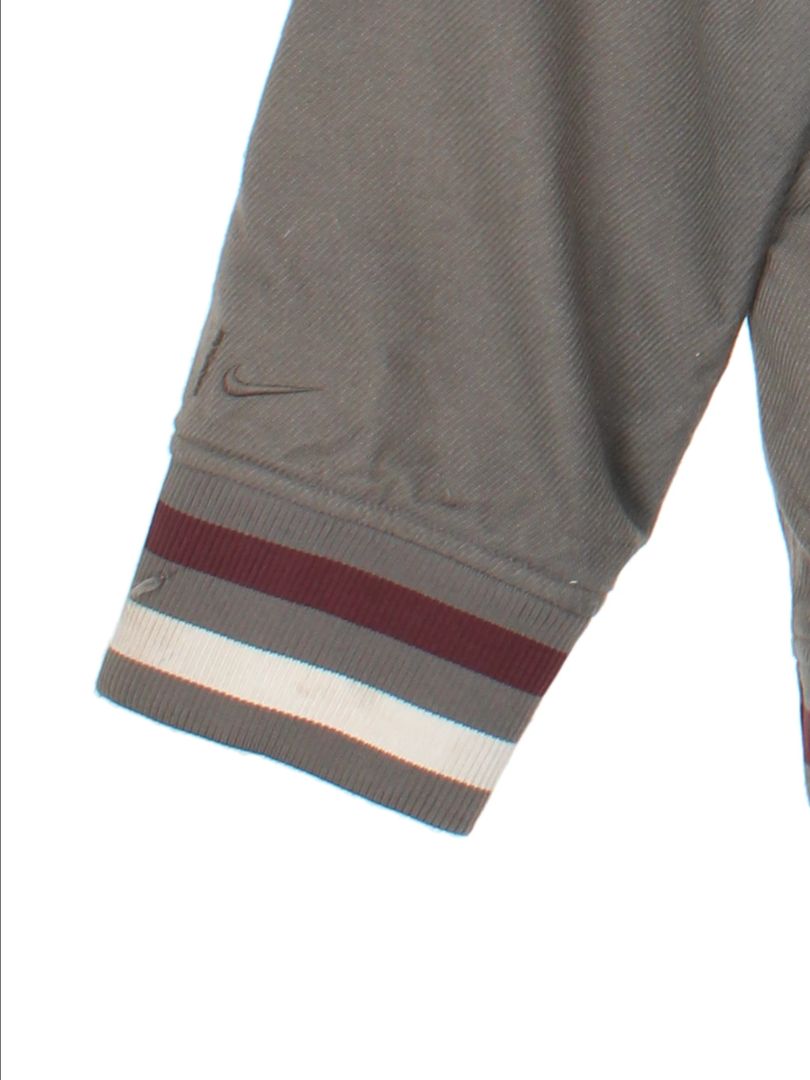 Nike SB Snowboarding Jacket (Size M)
